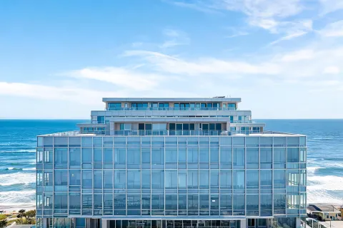 Coastal impact glazing facade